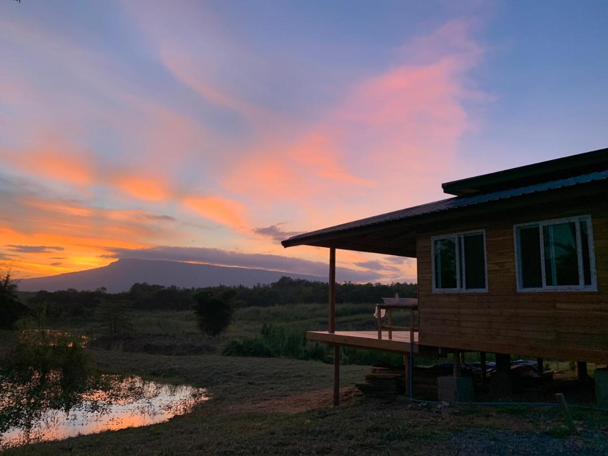 ฟาร์มแกะภูกระดึง Waraporn Valley Ban Nong Tum Exterior photo