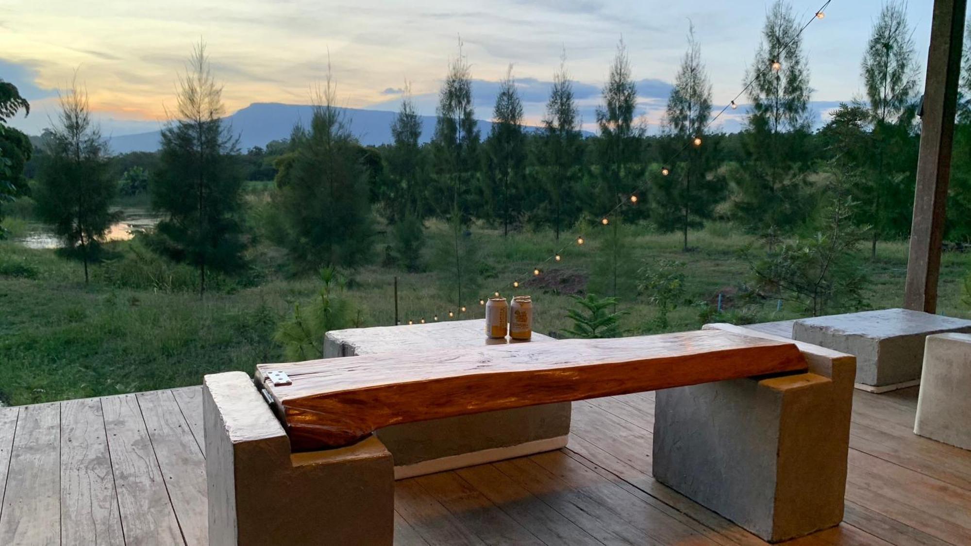 ฟาร์มแกะภูกระดึง Waraporn Valley Ban Nong Tum Exterior photo